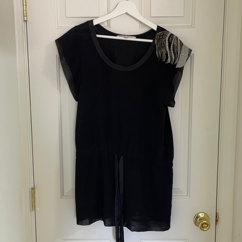 Collective Concepts Black detailed Tunic - size S
